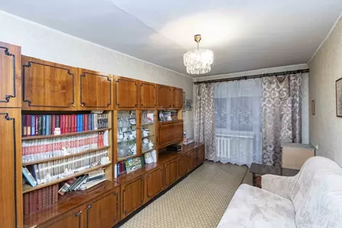 2-к кв. Тюменская область, Тюмень ул. Елизарова, 76 (44.7 м)