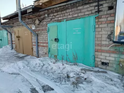 Гараж в Хабаровский край, Комсомольский район, пос. Молодежный ул. ...