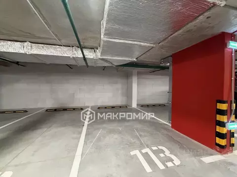 Гараж в Москва ул. Братьев Гранат, 6 (15 м)