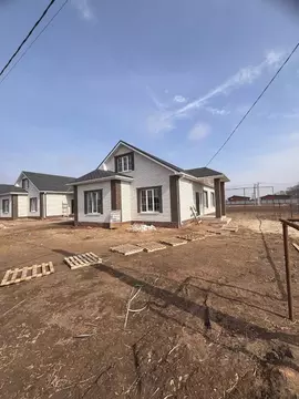 Дом в Ростовская область, Неклиновский район, с. Новобессергеневка ул. ...