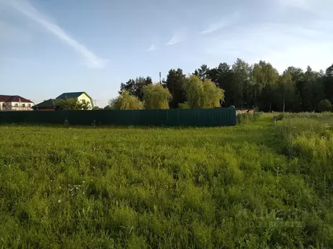 Участок в Калужская область, Жуковский район, с. Тарутино Совхозная ...