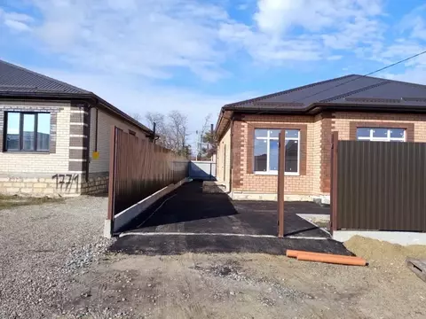 Дом в Ставропольский край, Михайловск Шпаковский район, ул. Александра ...