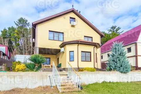 Дом в Краснодарский край, Сочи пос. Лоо, пер. Дружбы, 15 (250 м)