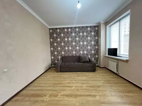 2-к кв. Кабардино-Балкария, Нальчик Балкарская ул. (74.0 м)