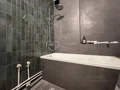 2-к кв. Волгоградская область, Волгоград бул. 30-летия Победы, 32 ...