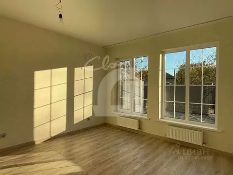 Дом в Адыгея, Тахтамукайский район, Яблоновский пгт Колхозная ул., 30 ...