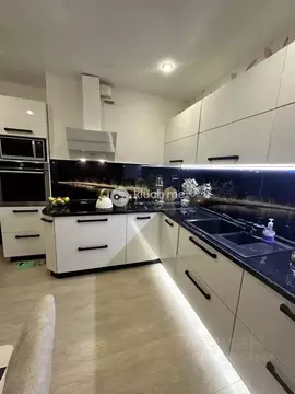 2-к кв. Татарстан, Казань просп. Победы, 78 (74.0 м)