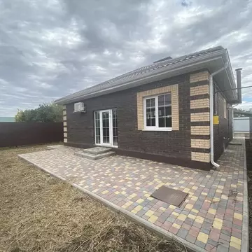 Дом в Краснодарский край, Динской район, Южно-Кубанское с/пос, пос. ...