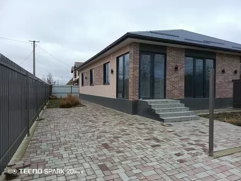 Таунхаус в Краснодарский край, Крымский район, Варениковская ст-ца  ...