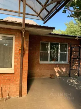 Дом в Ростовская область, Ростов-на-Дону Частный пер., 13 (180 м)