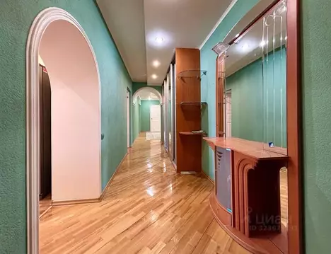 4-к кв. Башкортостан, Уфа ул. Гафури, 54 (160.8 м)