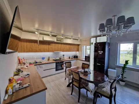 Дом в Оренбургская область, Сакмарский район, Верхнечебеньковский ...