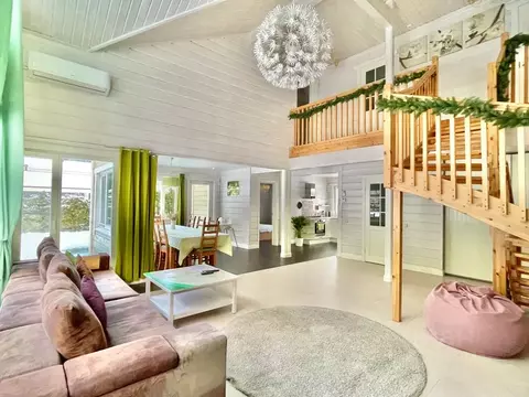 Дом в Ленинградская область, Выборгский район, Полянское с/пос, ...