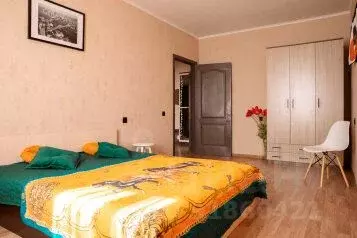 2-к кв. Хабаровский край, Хабаровск Санитарный пер., 3 (68.0 м)