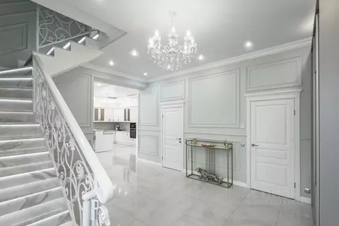 Дом в Омская область, Омский район, с. Пушкино пер. Школьный, 1 (200 ...