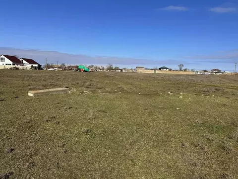 Участок в Крым, Ленинский район, Семисотское с/пос, с. Каменское 139 ...