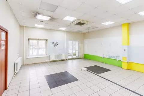 Помещение свободного назначения в Тюменская область, Тюмень ул. ...