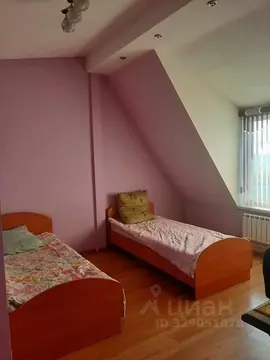 Дом в Омская область, Омск Городок Нефтяников мкр, ул. 50 лет Октября, ...