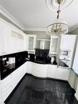 2-к кв. Москва 3-я Фрунзенская ул., 14/37 (65.0 м)