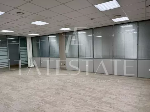 Помещение свободного назначения в Татарстан, Казань Гвардейская ул., ...