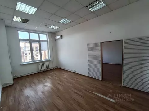 Офис в Краснодарский край, Краснодар Красная ул., 113 (45 м)