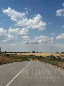 Участок в Крым, Кировский район, Первомайское с/пос, с. Ключевое ул. ...