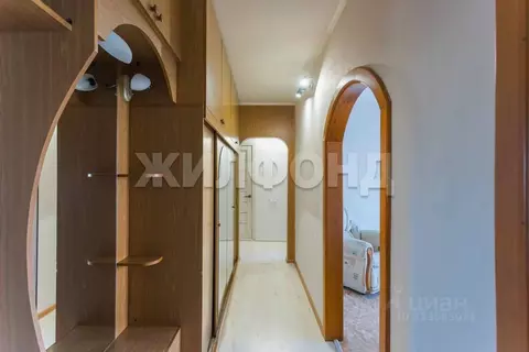 3-к кв. Новосибирская область, Новосибирск ул. 25 лет Октября, 16 ...