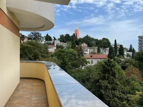 2-к кв. Крым, Ялта ул. Руданского, 8Б (100.0 м)