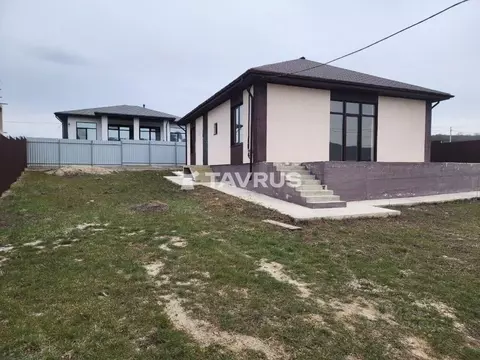 Дом в Крым, Симферопольский район, Добровское с/пос, с. Краснолесье ...