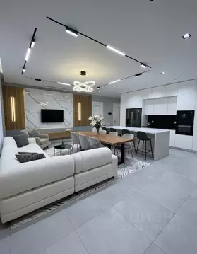 3-к кв. Санкт-Петербург ул. Челюскина, 8 (110.0 м)