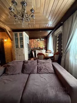 Дом в Алтайский край, Первомайский район, с. Баюновские ключи Зеленая ...