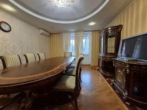 Продается 2-комнатная квартира