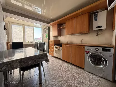 3-к кв. Кабардино-Балкария, Нальчик ул. Захарова, 105 (80.0 м)