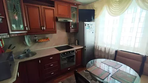 4-к кв. Челябинская область, Челябинск ул. Братьев Кашириных, 105 ...