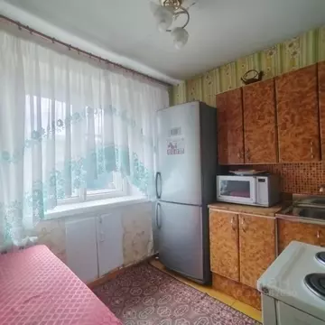 2-к кв. Кемеровская область, Новокузнецк ул. Обнорского, 32 (42.0 м)