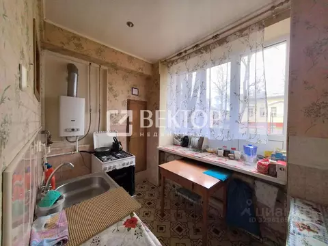 3-к кв. Ивановская область, Иваново Рабфаковская ул., 10/96 (60.3 м)