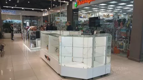 Торговая площадь в Свердловская область, Екатеринбург просп. ...