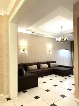 2-к кв. Санкт-Петербург Вязовая ул., 10 (99.0 м)