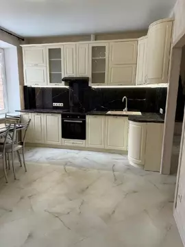 Продается 3-комнатная квартира