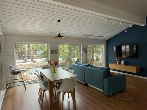 Дом в Ленинградская область, Ломоносовский район, Лопухинское с/пос, ...