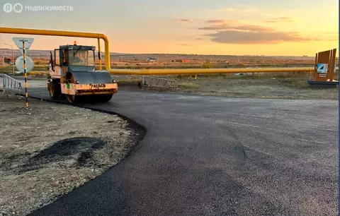 Участок в село Надежда, Центральная улица (19 м)