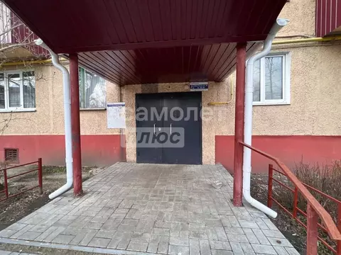 3-к кв. Курская область, Курск Курского завода тракторных запчастей ...