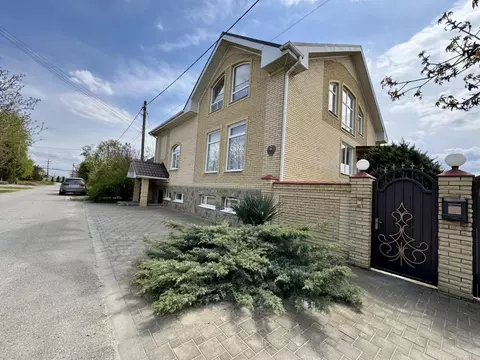 Дом в Краснодарский край, Темрюк Черноморская ул., 90 (370 м)