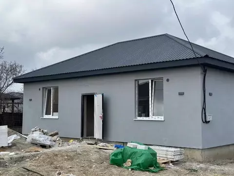 Дом в Крым, Симферопольский район, с. Трудовое  (80 м)