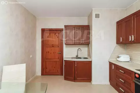 1-комнатная квартира: Тюмень, Ямская улица, 86/1 (42.9 м)