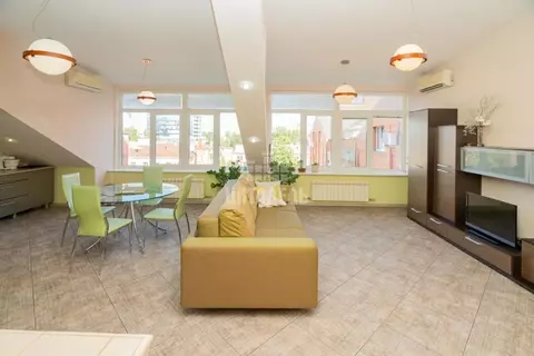 2-к кв. Воронежская область, Воронеж ул. Комиссаржевской, 15Б (87.0 м)