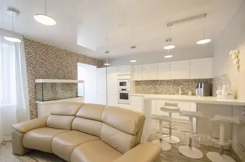 2-к кв. Омская область, Омск ул. Перелета, 34 (60.0 м)