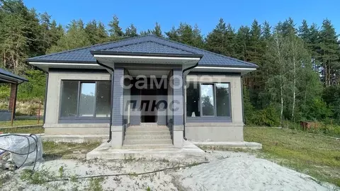 Дом в Курская область, Курский район, Моковский сельсовет, д. Майская ...