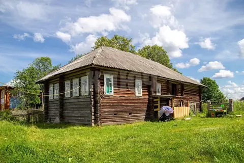 Дом в Вологодская область, Сокольский муниципальный округ, д. Петряево ...
