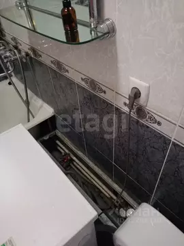 2-к кв. Кемеровская область, Новокузнецк ул. Кирова, 103 (42.7 м)